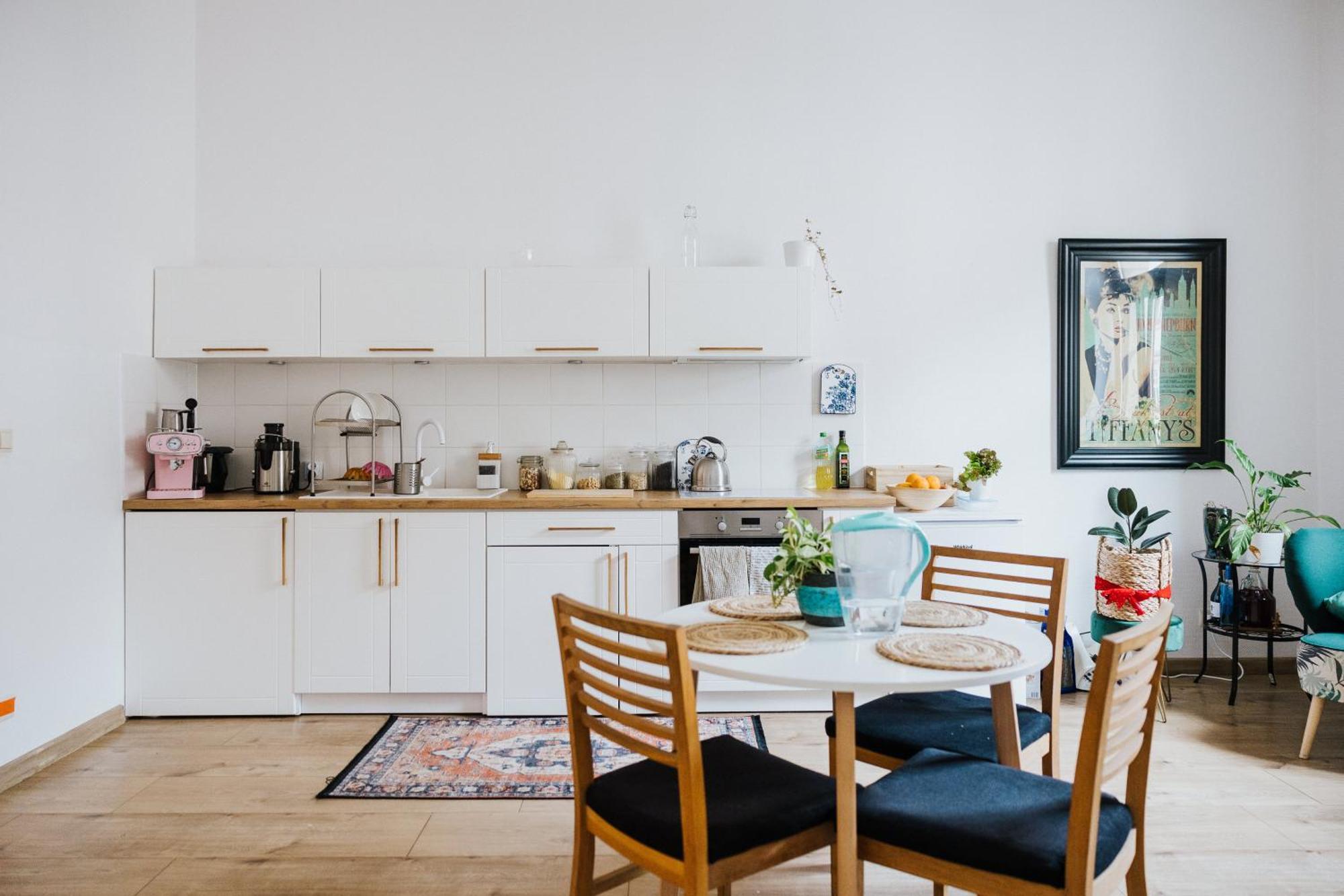 Atticus Apartments Красков Екстериор снимка