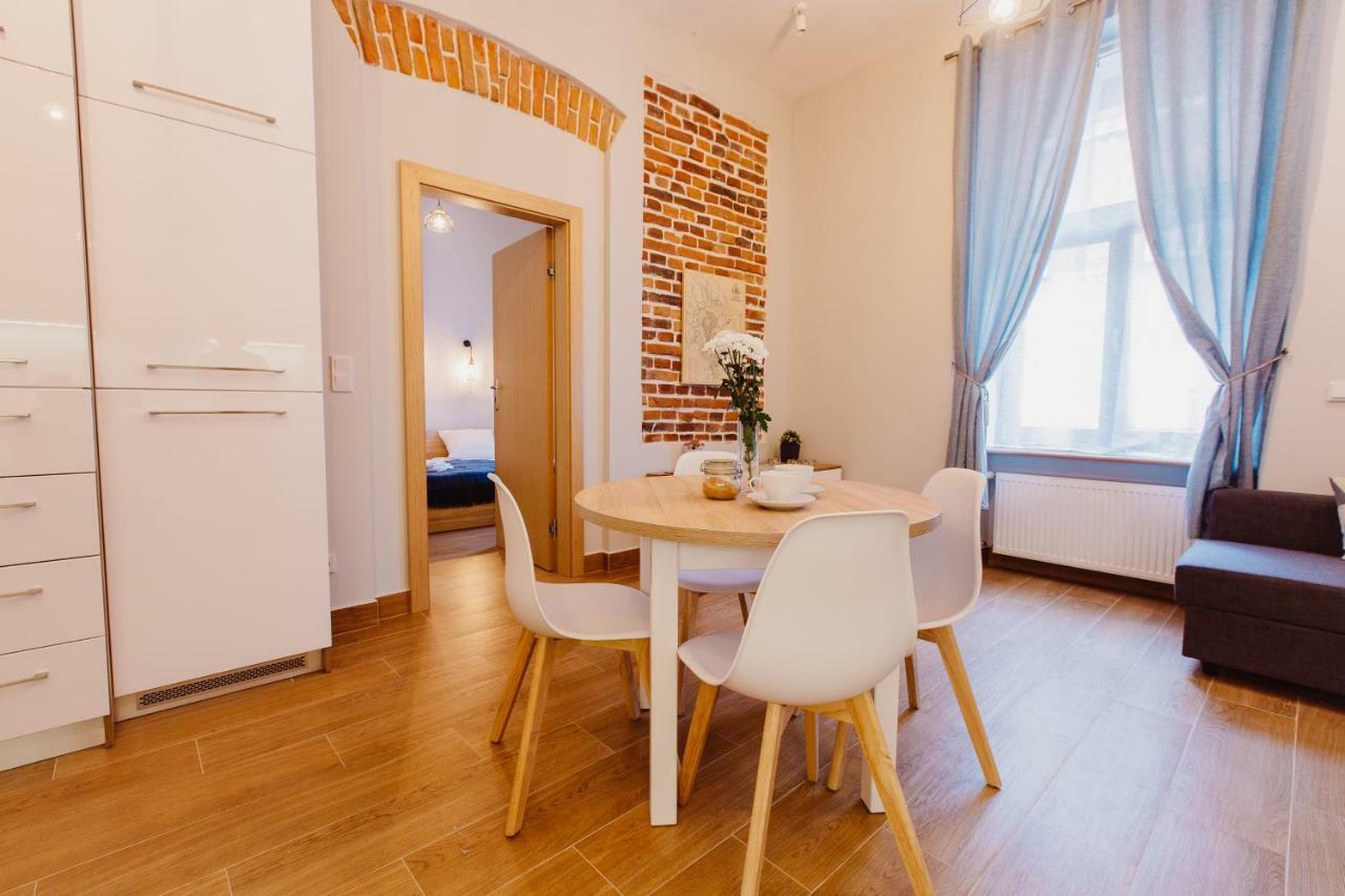 Atticus Apartments Красков Екстериор снимка